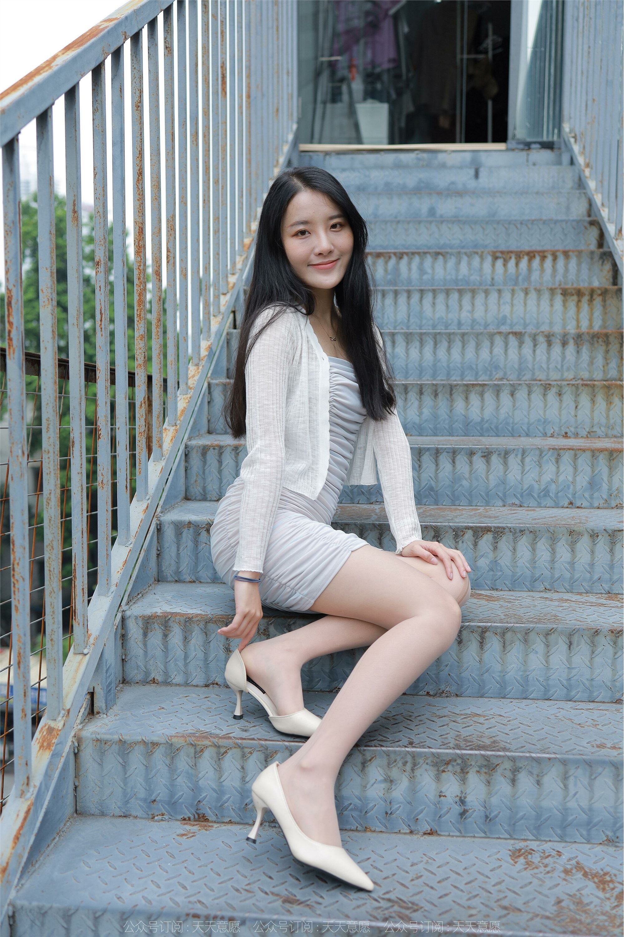 IESS异思趣向  2022.06.01 丝享家 1104：婉萍《白色恋人》